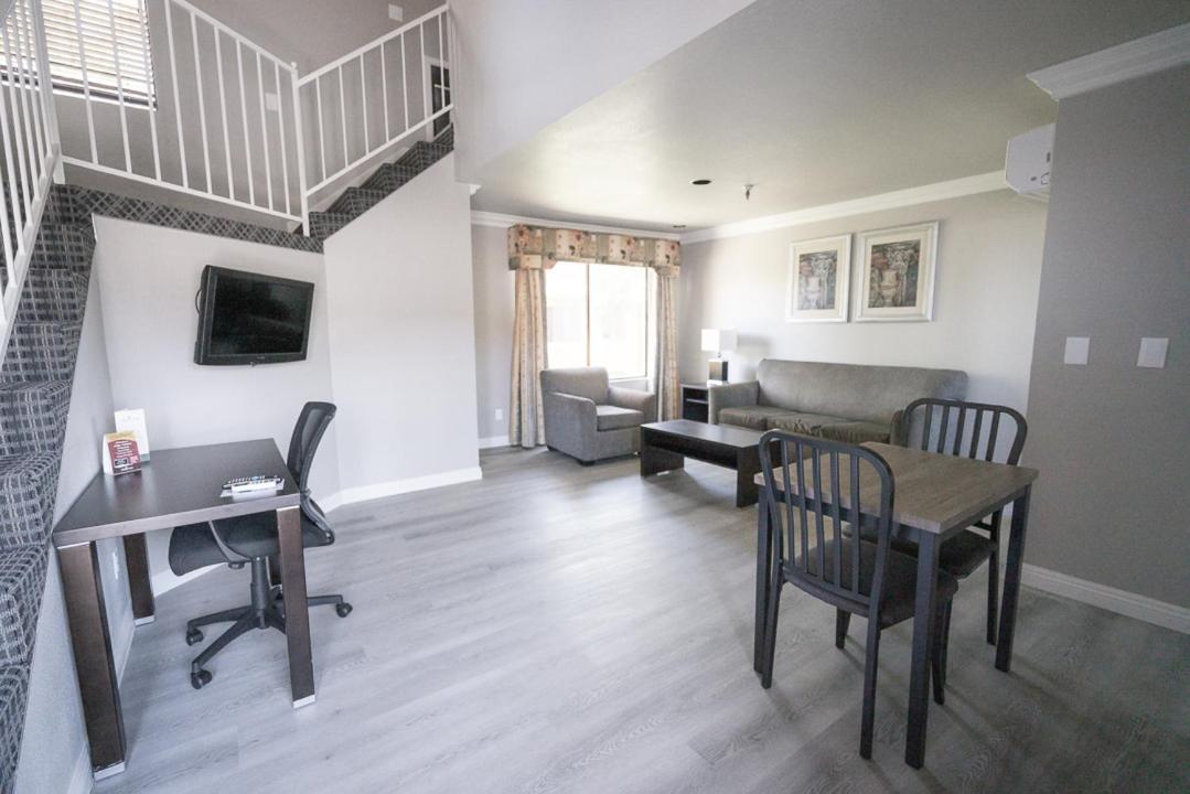 Alexis Park All Suite Resort Las Vegas Exterior foto